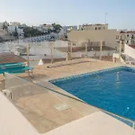 Colors Pool House カルヴォエイロ