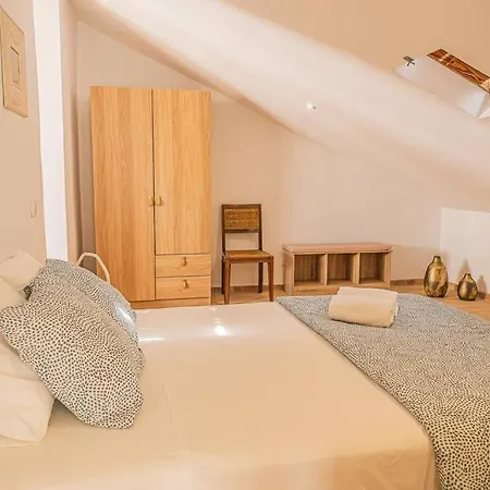 Casa vacanze Colors Pool House *