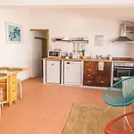 Colors Pool House *